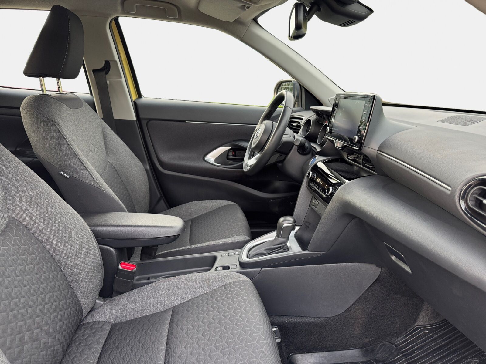 Billede af Toyota Yaris Cross 1,5 Hybrid Active 116HK 5d Trinl. Gear