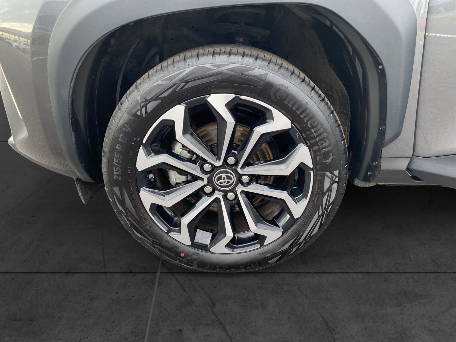 Billede af Toyota Yaris Cross 1,5 Hybrid Style Comfort 116HK 5d Trinl. Gear