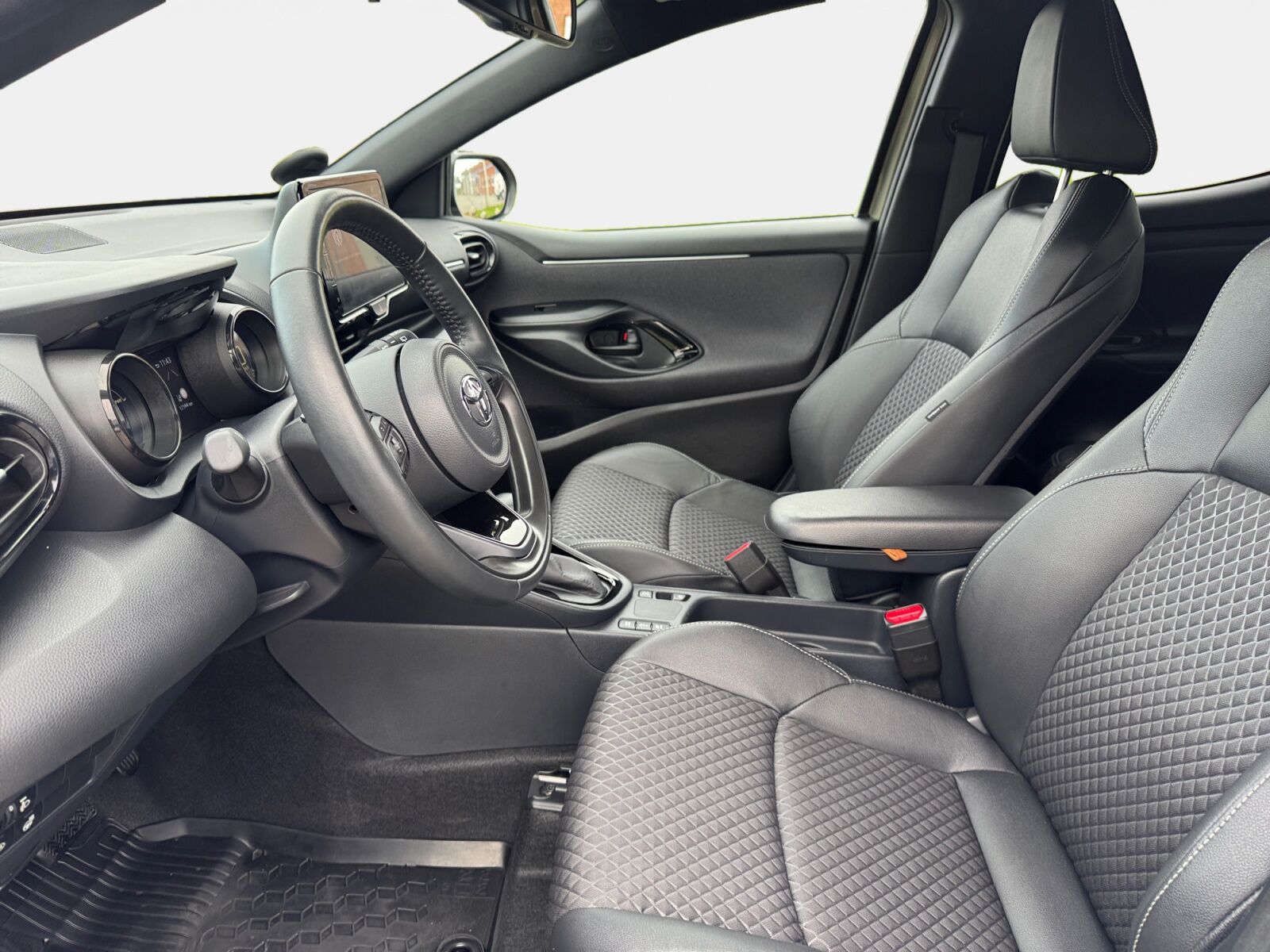 Billede af Toyota Yaris 1,5 Hybrid Style 116HK 5d Trinl. Gear