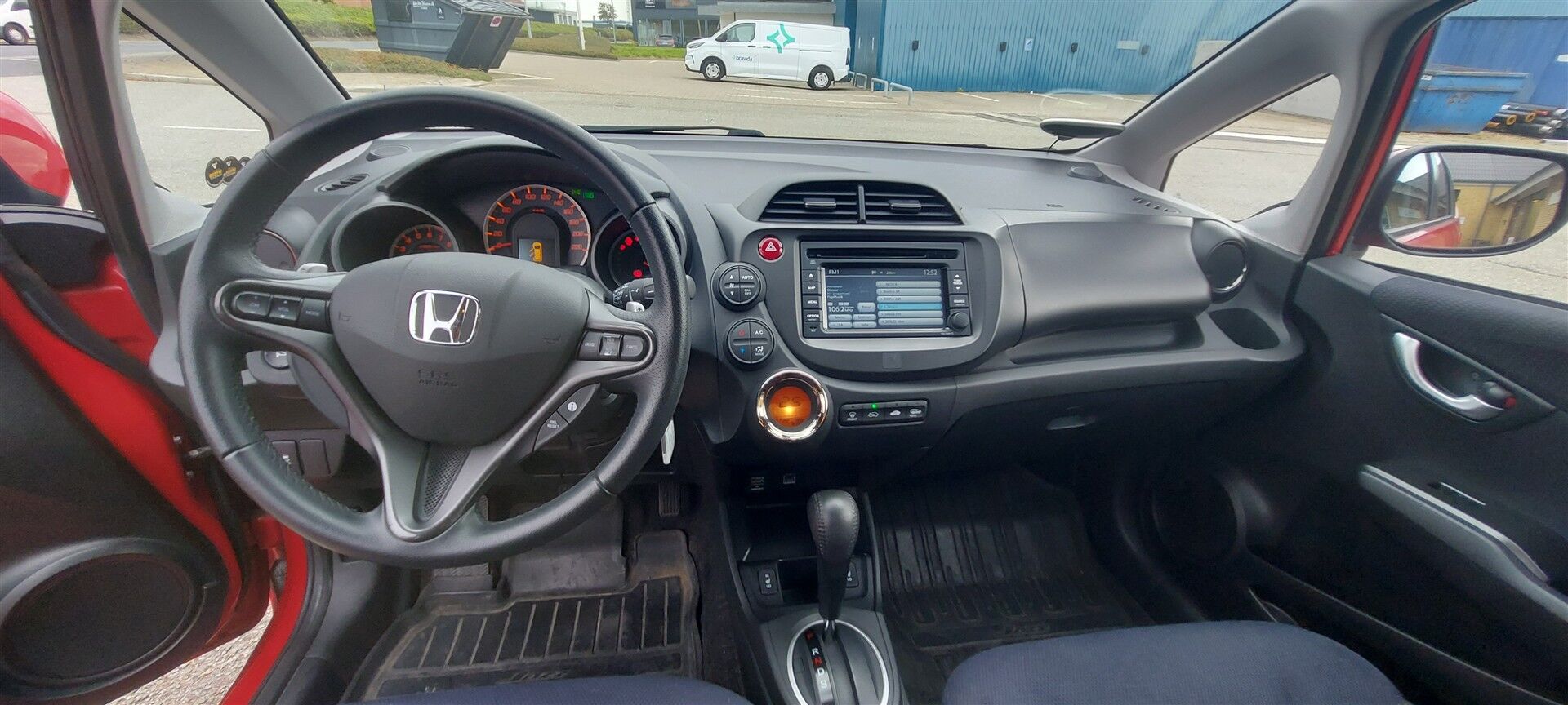 Billede af Honda Jazz 1,4 Comfort Plus CVT 99HK 5d Aut.