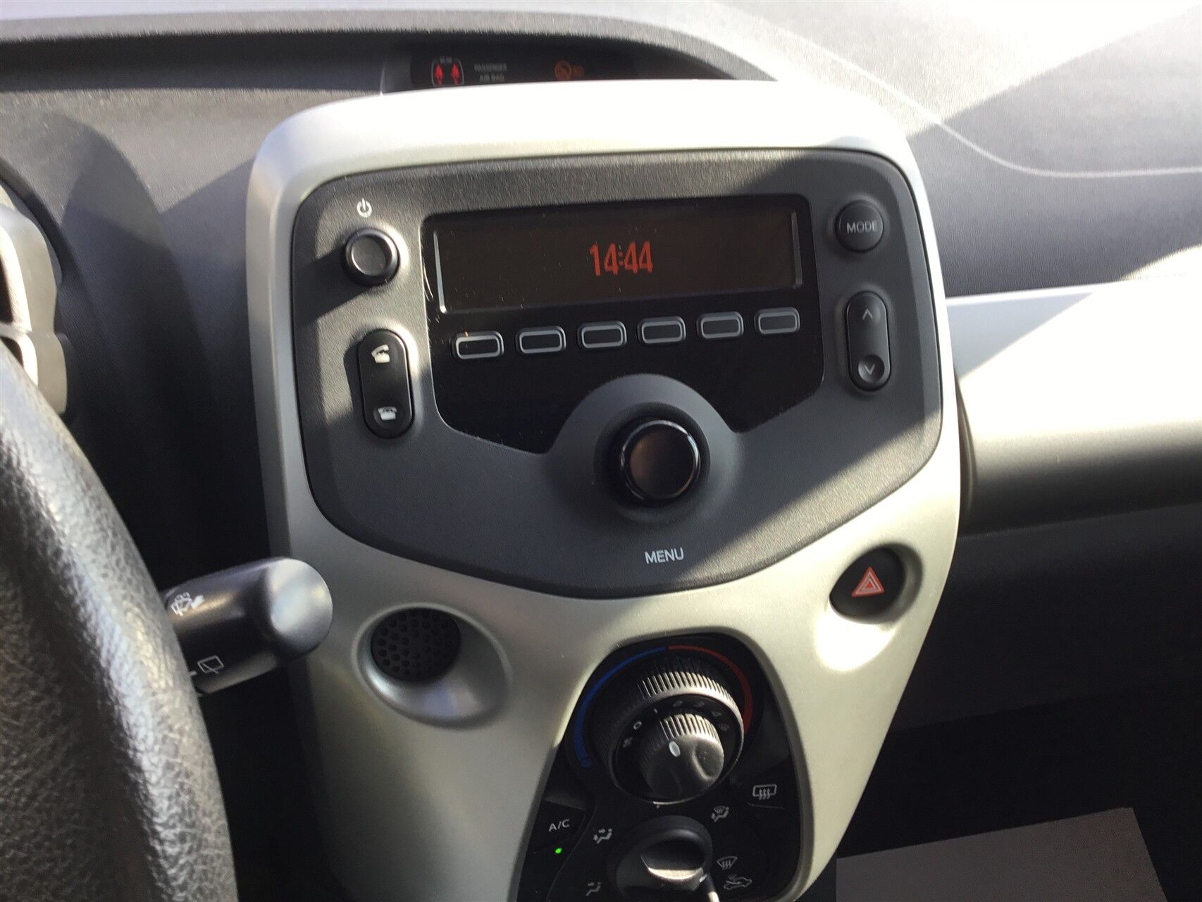 Billede af Citroën C1 1,0 VTi Feel Airscape start/stop 68HK 5d