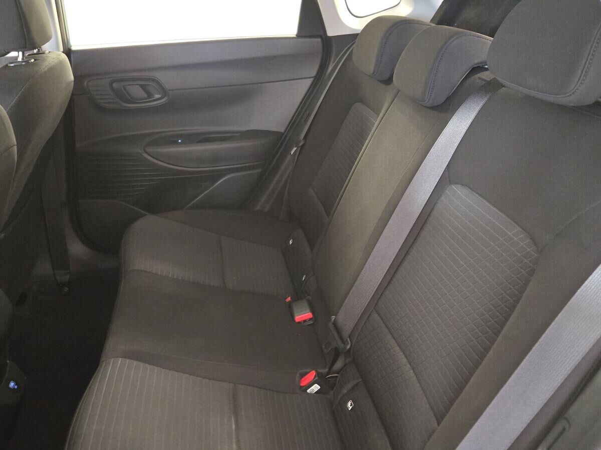 Billede af Hyundai i20 1,0 T-GDI Essential Komfort DCT 100HK 5d 7g Aut.