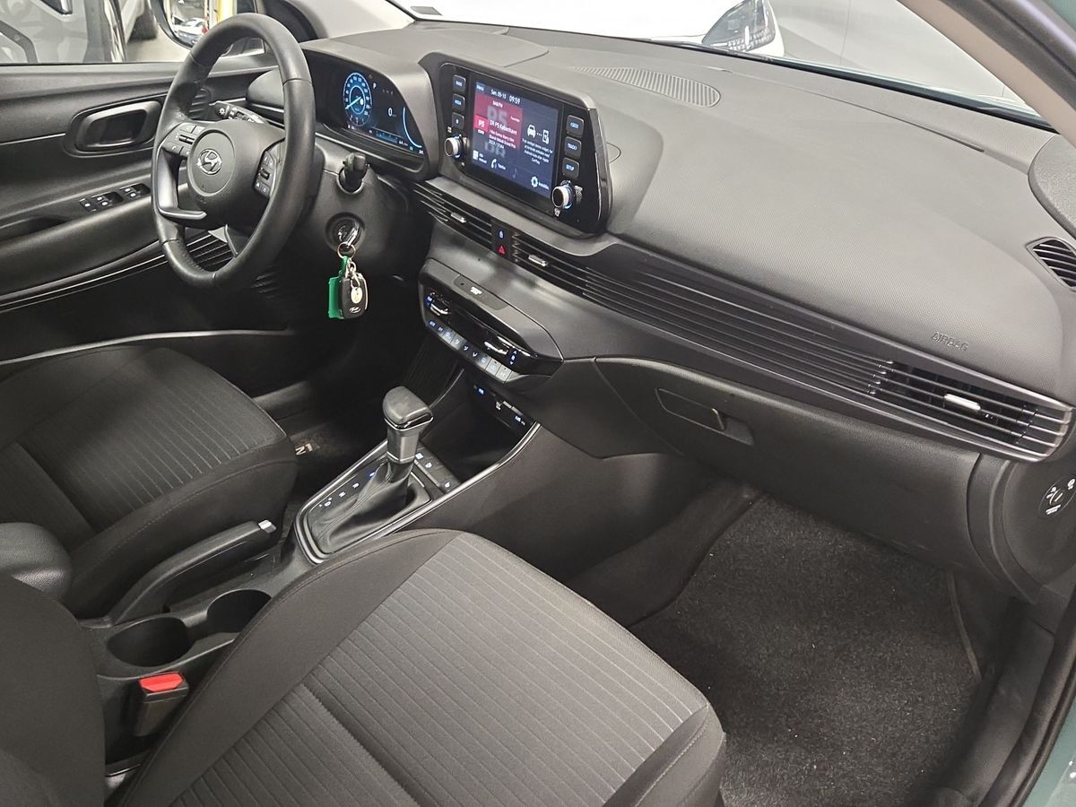 Billede af Hyundai i20 1,0 T-GDI Essential Komfort DCT 100HK 5d 7g Aut.