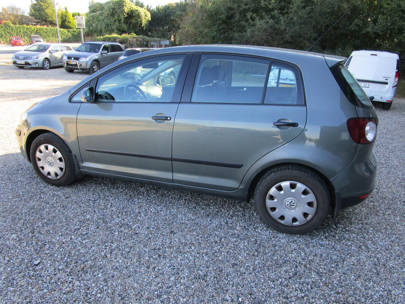 Billede af VW Golf Plus 1,6 16V FSI Trendline 115HK 6g