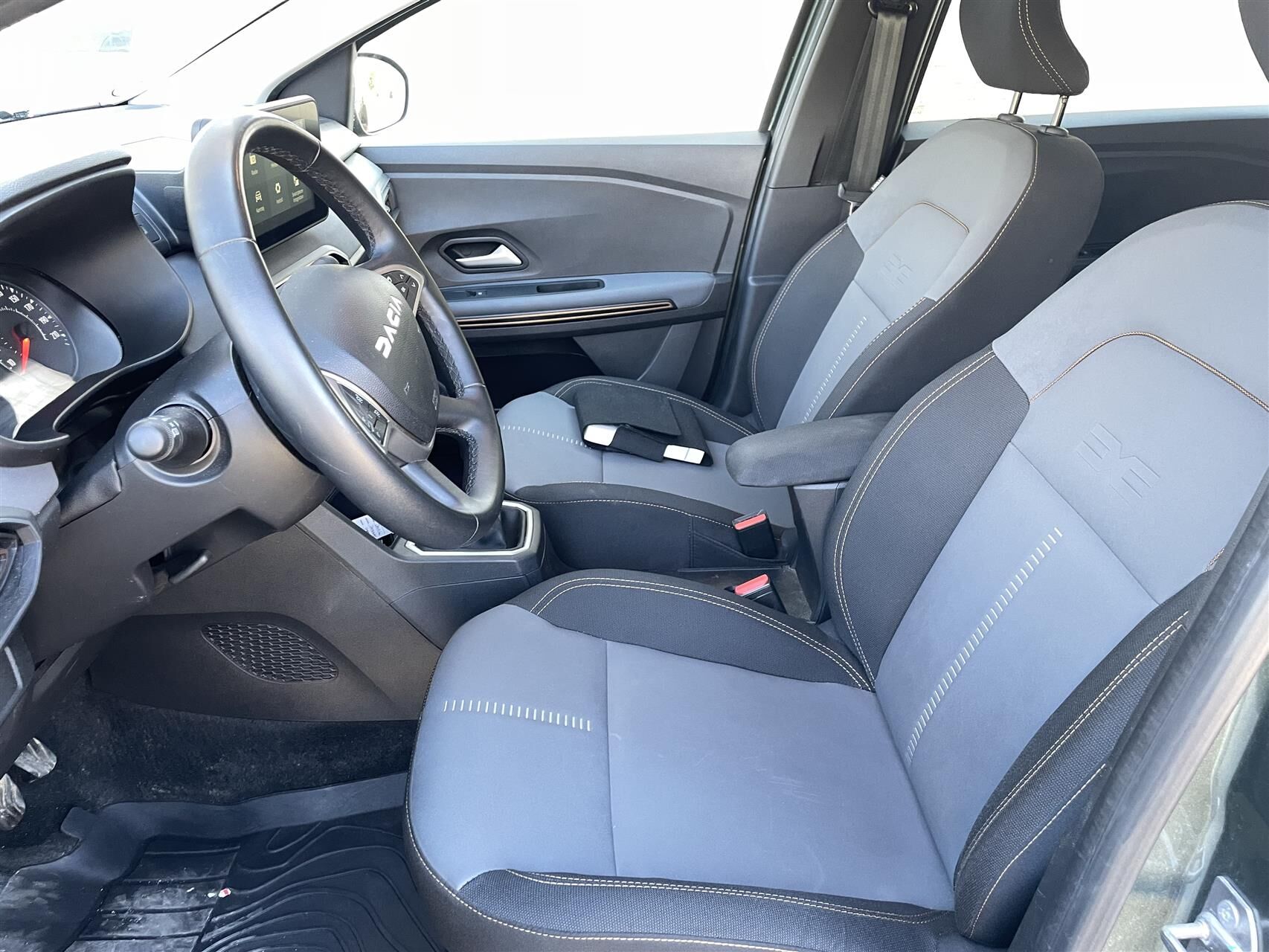 Billede af Dacia Jogger 7 Sæder 1,0 Tce Extreme 110HK 5d 6g