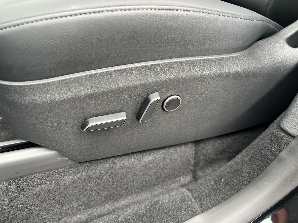 Billede af Tesla Model Y EL RWD 299HK 5d Aut.