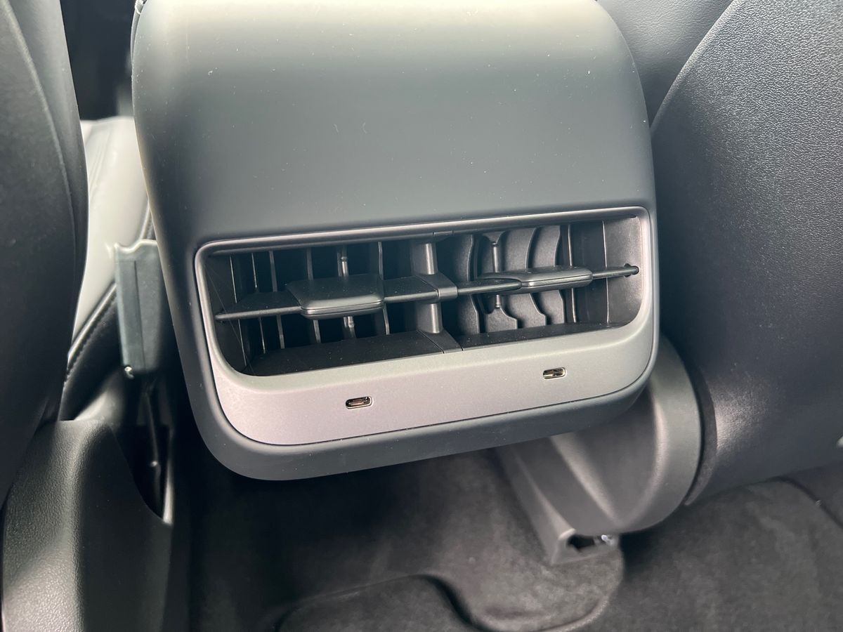 Billede af Tesla Model Y EL RWD 299HK 5d Aut.