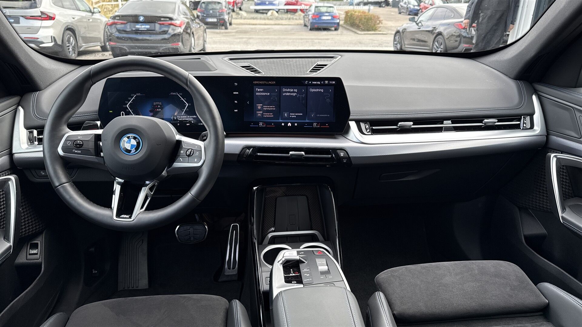 Billede af BMW iX1 eDrive20 M-Sport 204HK 5d Aut.