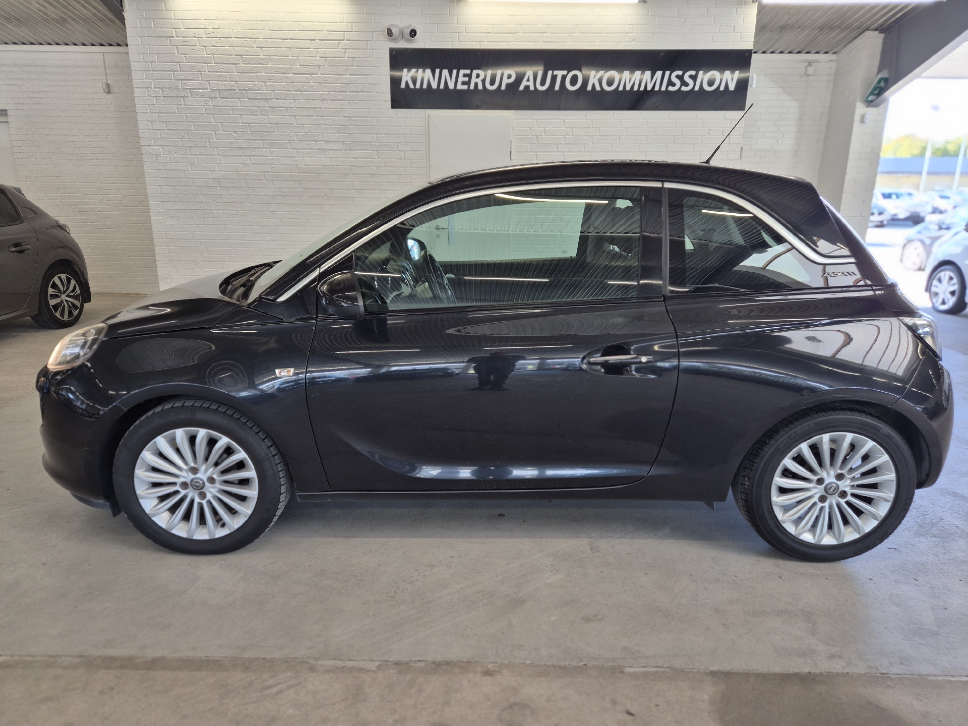 Billede af Opel Adam 1,4 GLAM 87HK 3d