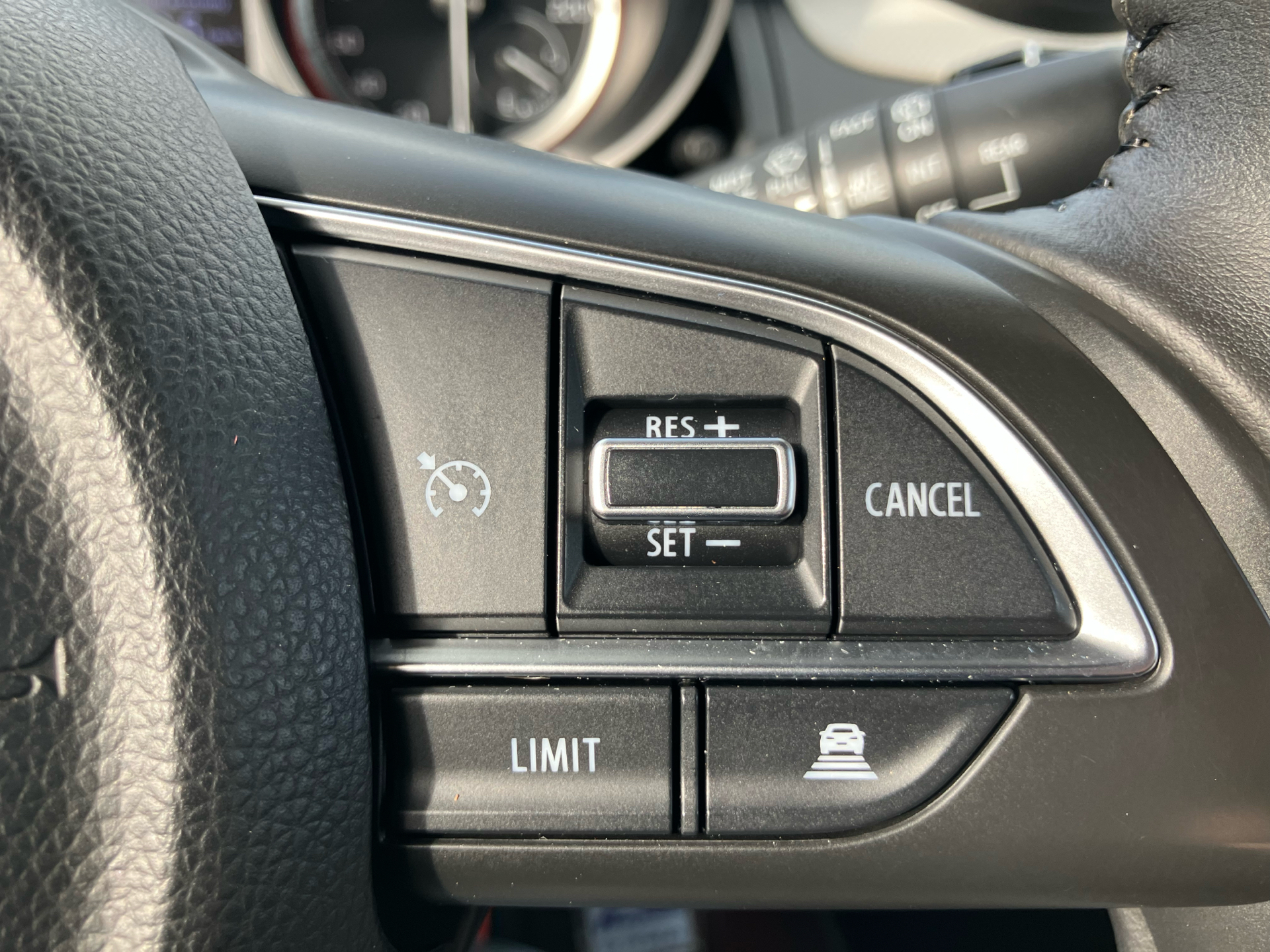Billede af Suzuki Swift 1,2 Dualjet Action AEB Gold 90HK 5d