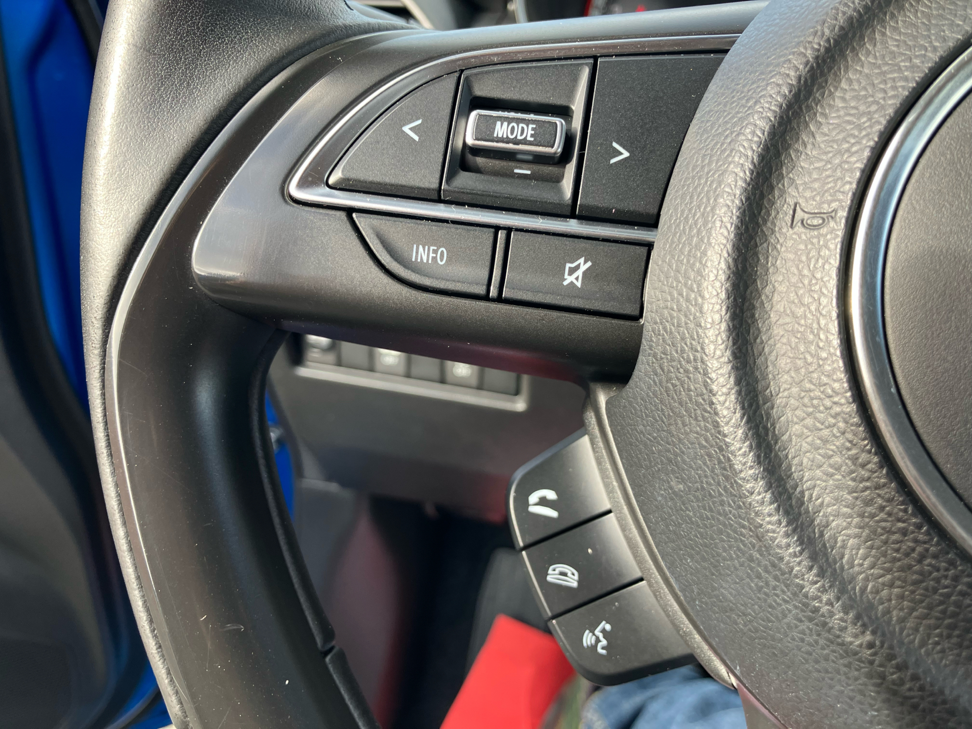 Billede af Suzuki Swift 1,2 Dualjet Action AEB Gold 90HK 5d