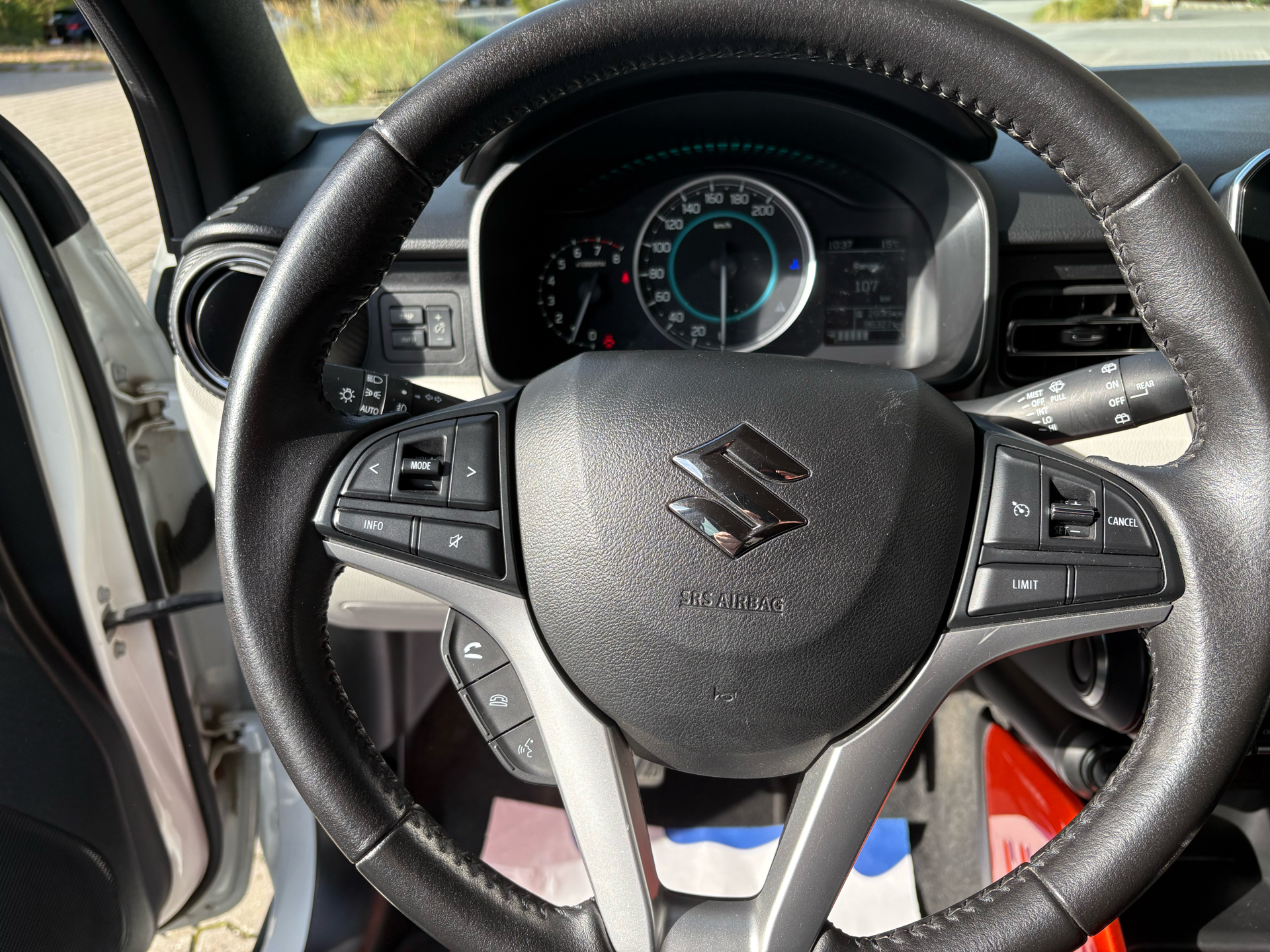 Billede af Suzuki Ignis 1,2 Dualjet 16V Adventure 90HK 5d