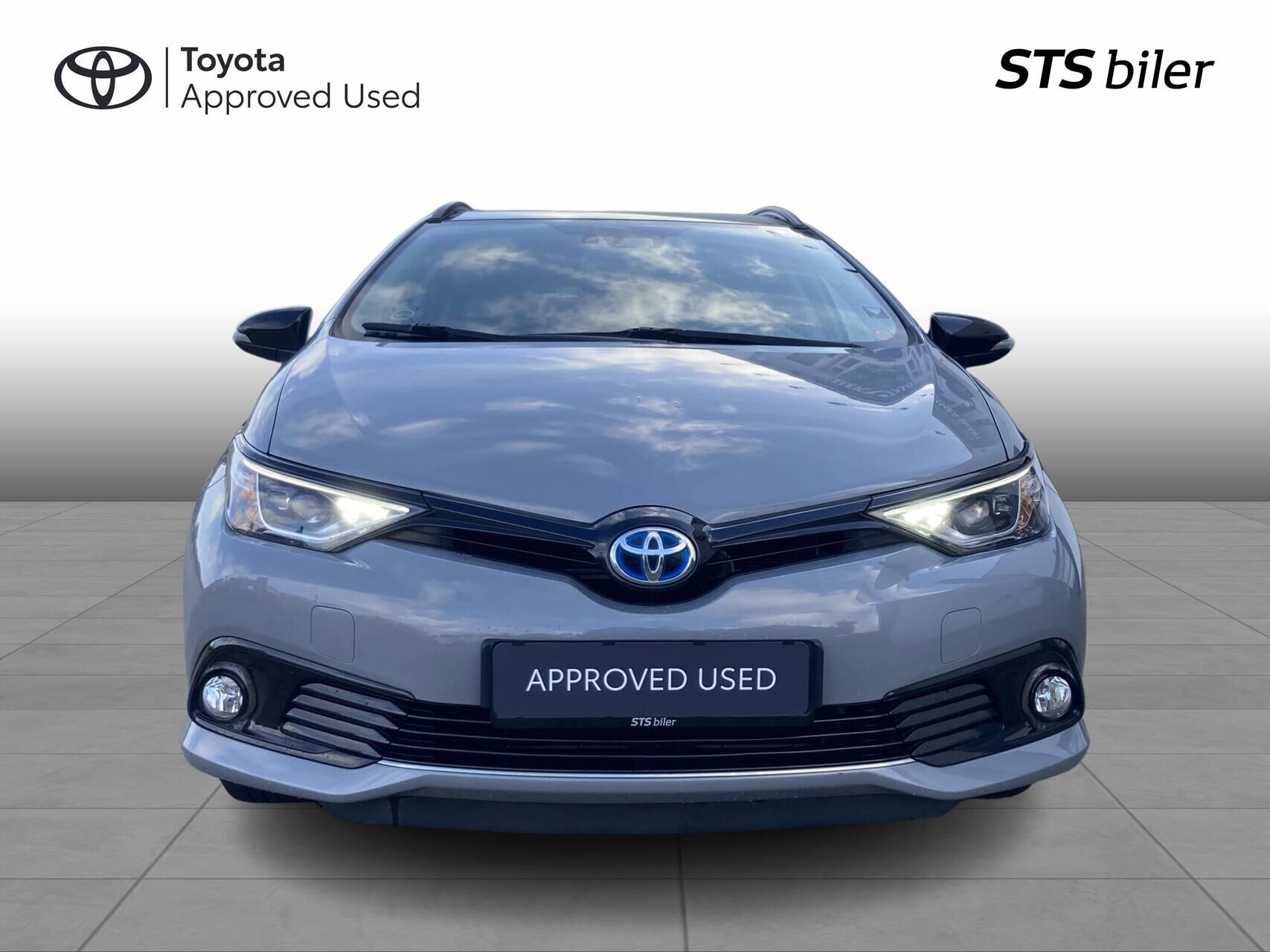 Billede af Toyota Auris Touring Sports 1,8 Hybrid Prestige 136HK Stc Aut.