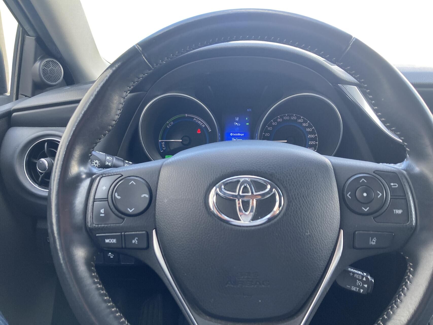 Billede af Toyota Auris Touring Sports 1,8 Hybrid Prestige 136HK Stc Aut.