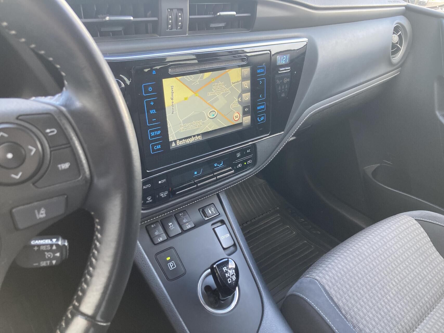 Billede af Toyota Auris Touring Sports 1,8 Hybrid Prestige 136HK Stc Aut.