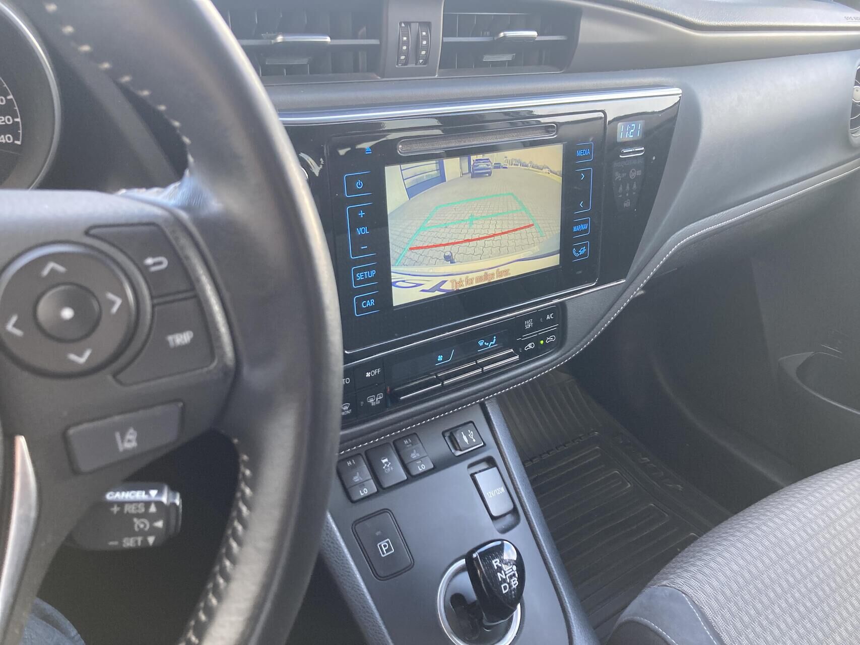 Billede af Toyota Auris Touring Sports 1,8 Hybrid Prestige 136HK Stc Aut.