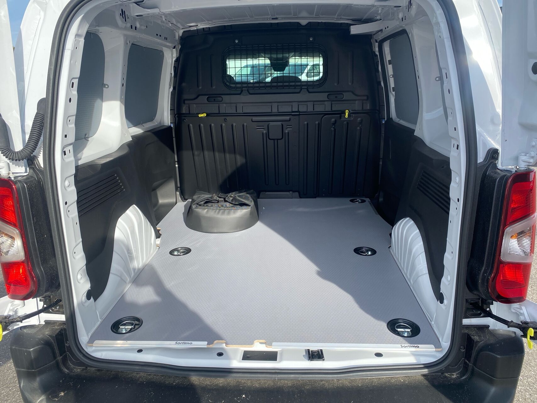 Billede af Toyota Proace City Electric Medium EL Comfort Master 1 Skydedør 136HK Van Aut.