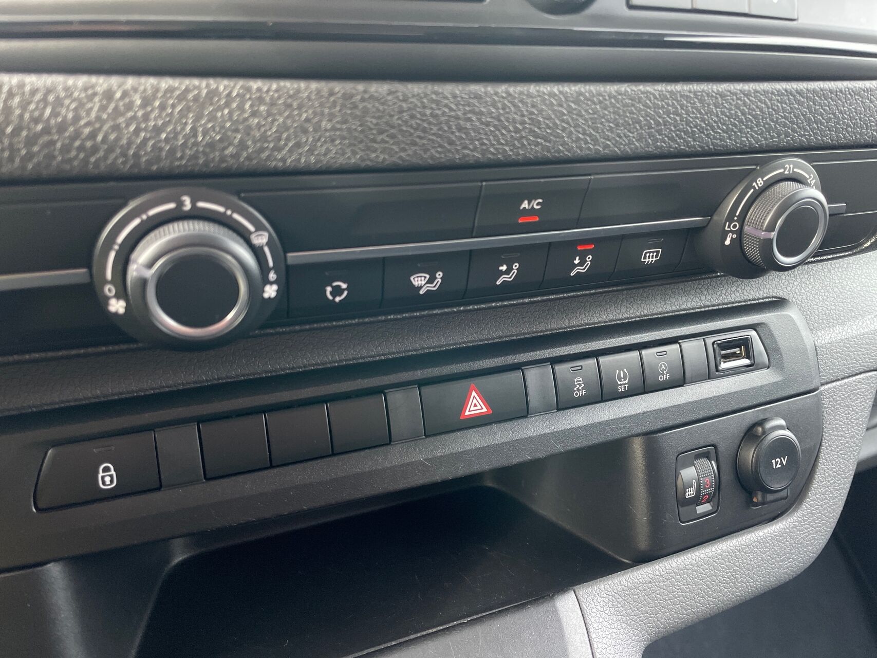 Billede af Toyota Proace Verso Long 1,5 D Combi skydedør, m/Dobbelt bagdør 120HK 6g