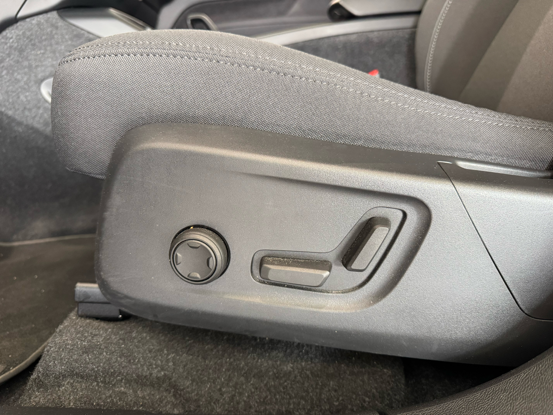 Billede af Volvo XC40 P6 Recharge Plus 231HK 5d Aut.