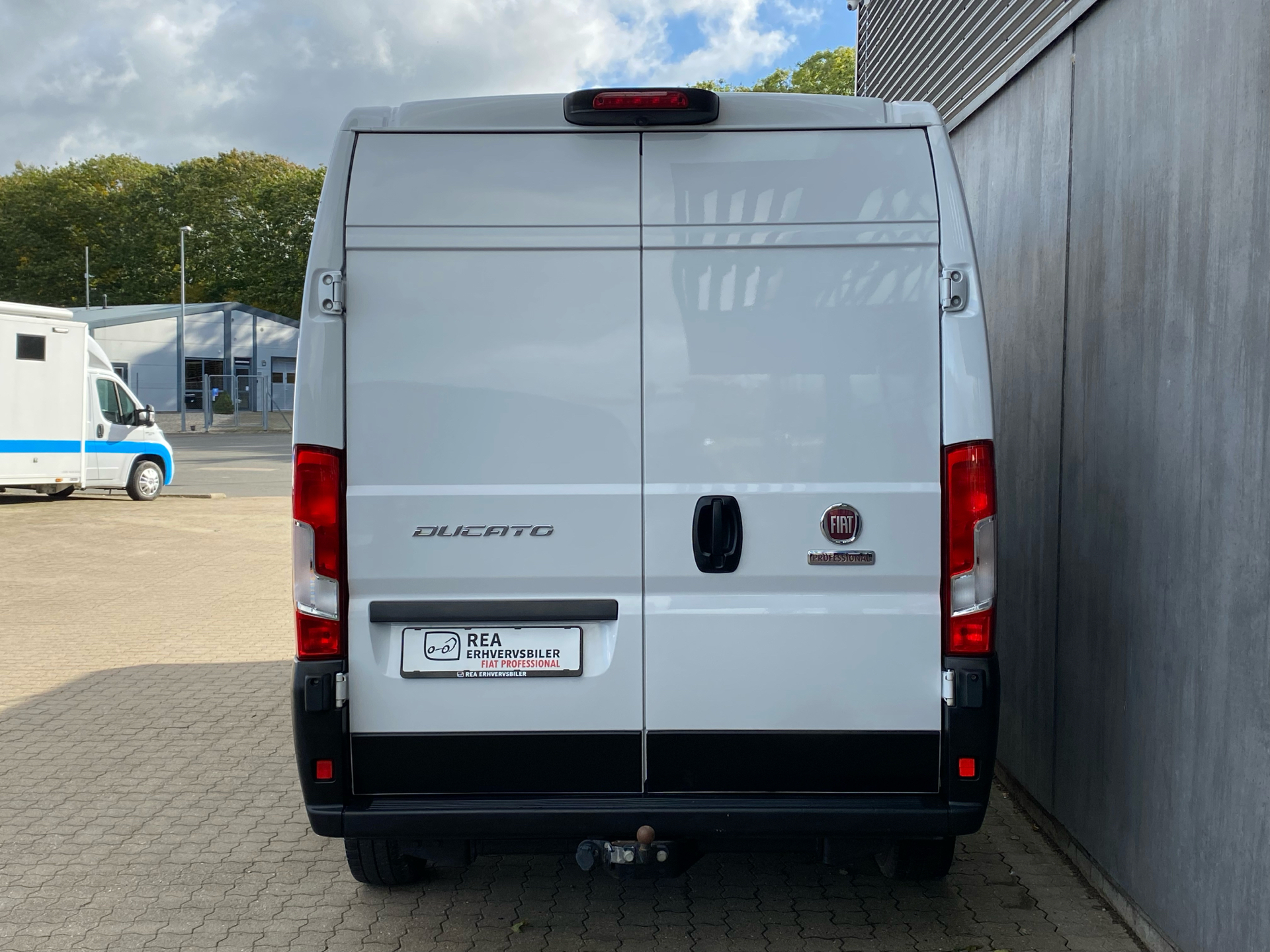 Billede af Fiat Ducato 35 L3H2 2,2 MJT Professional Plus 140HK Van 9g Aut.