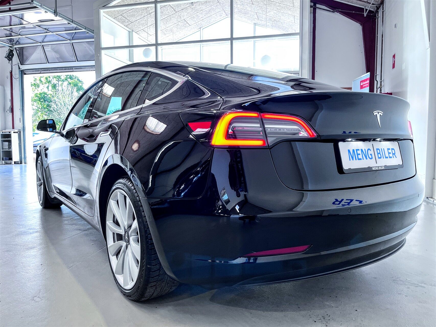 Billede af Tesla Model 3 EL Standard Range Plus 325HK Aut.