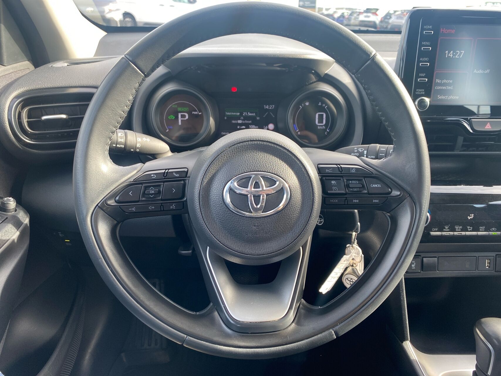 Billede af Toyota Yaris Cross 1,5 Hybrid Essential Comfort 116HK 5d Trinl. Gear