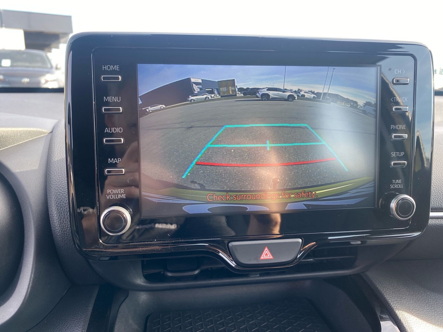 Billede af Toyota Yaris Cross 1,5 Hybrid Essential Comfort 116HK 5d Trinl. Gear