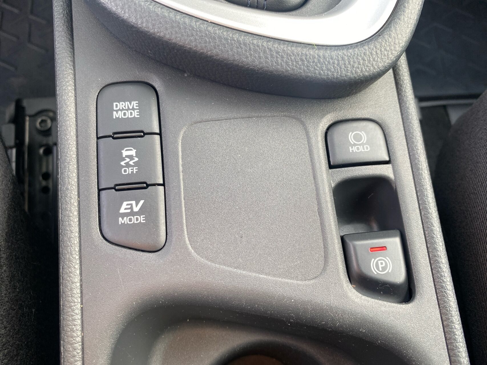 Billede af Toyota Yaris Cross 1,5 Hybrid Essential Comfort 116HK 5d Trinl. Gear