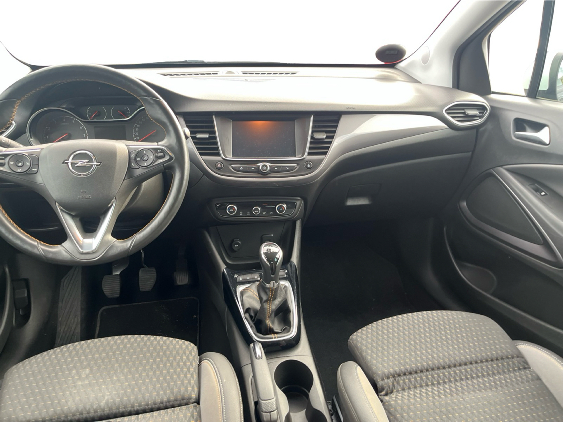 Billede af Opel Crossland X 1,2 Innovation 81HK 5d