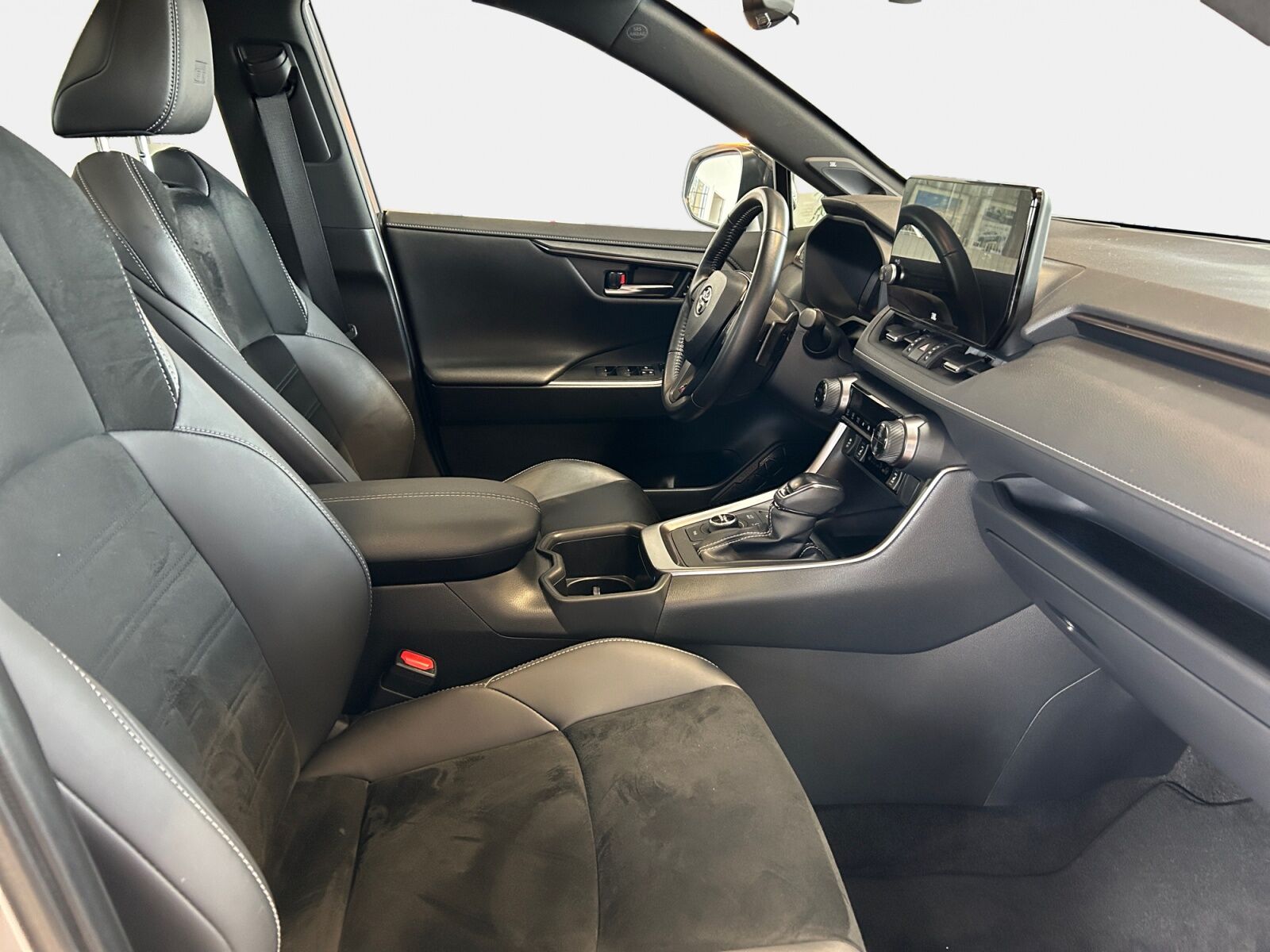 Billede af Toyota RAV4 Plug-in 2,5 Plugin-hybrid GR Sport AWD 306HK 5d 6g Aut.