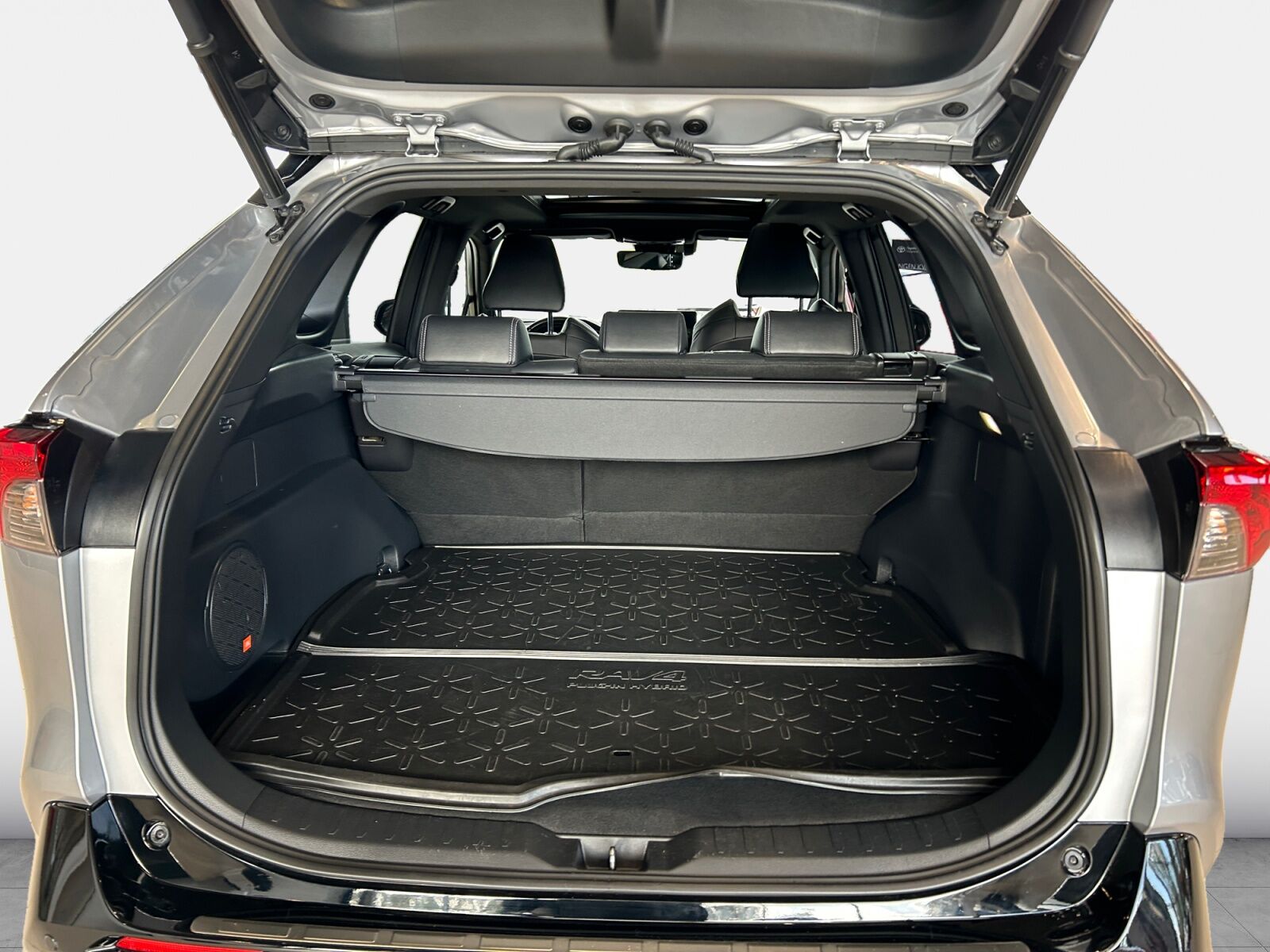 Billede af Toyota RAV4 Plug-in 2,5 Plugin-hybrid GR Sport AWD 306HK 5d 6g Aut.