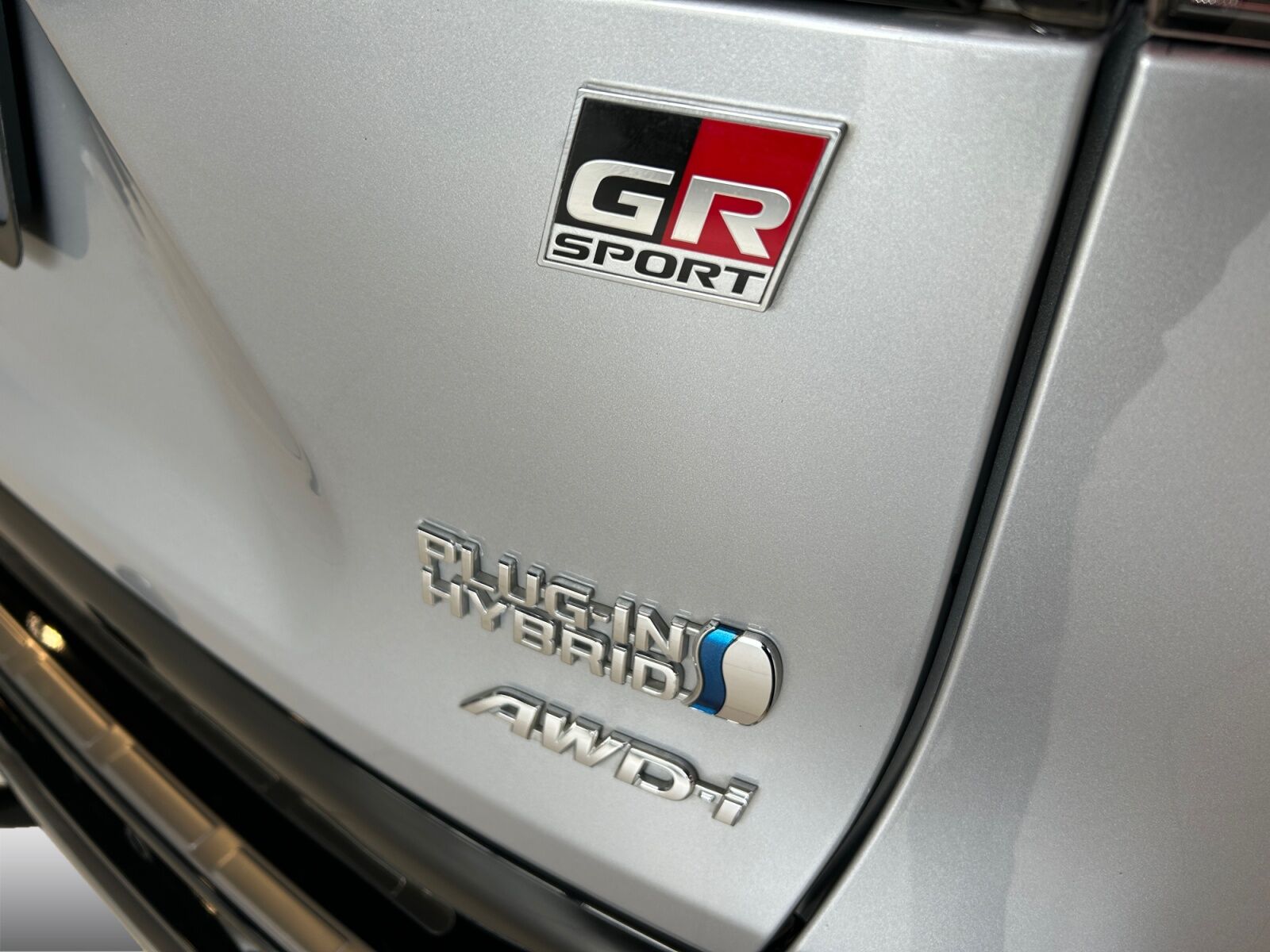 Billede af Toyota RAV4 Plug-in 2,5 Plugin-hybrid GR Sport AWD 306HK 5d 6g Aut.