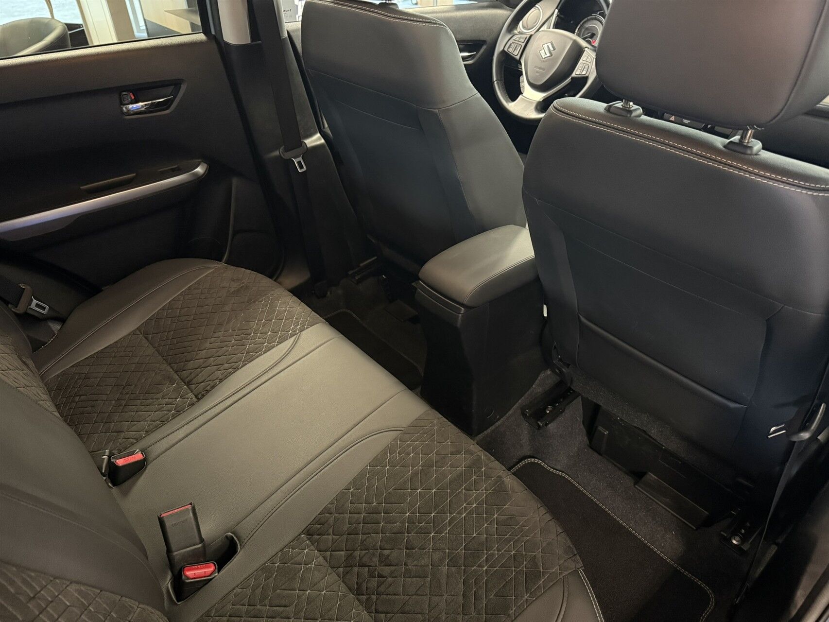 Billede af Suzuki Vitara 1,4 Boosterjet  Mild hybrid Adventure 129HK 5d 6g