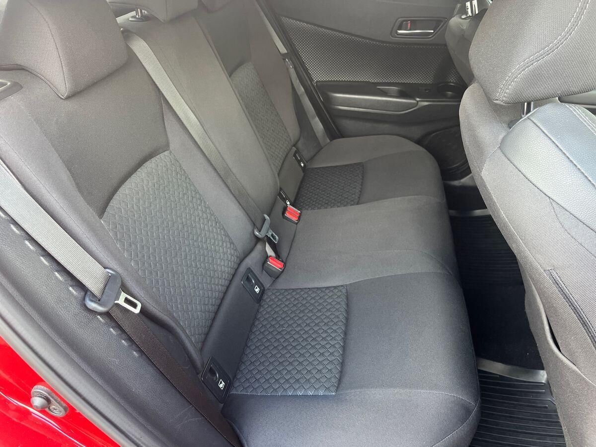 Billede af Toyota C-HR 1,8 Hybrid C-LUB Smart Multidrive S 122HK 5d Aut.