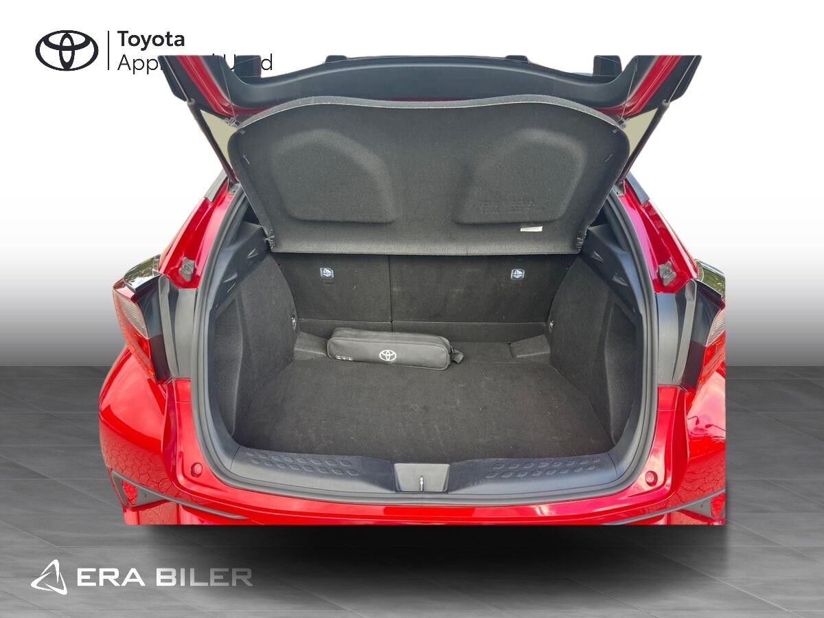 Billede af Toyota C-HR 1,8 Hybrid C-LUB Smart Multidrive S 122HK 5d Aut.