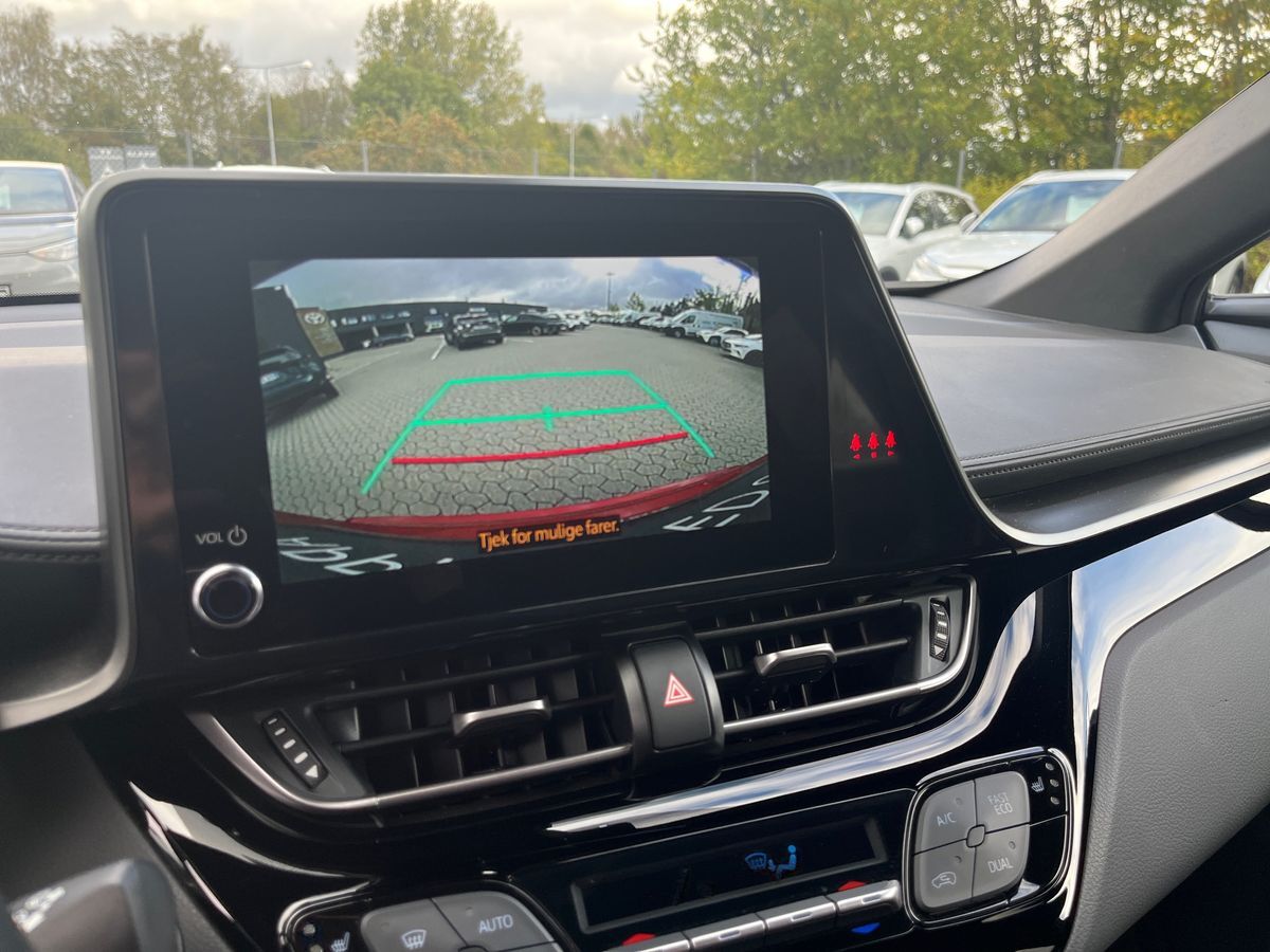 Billede af Toyota C-HR 1,8 Hybrid C-LUB Smart Multidrive S 122HK 5d Aut.