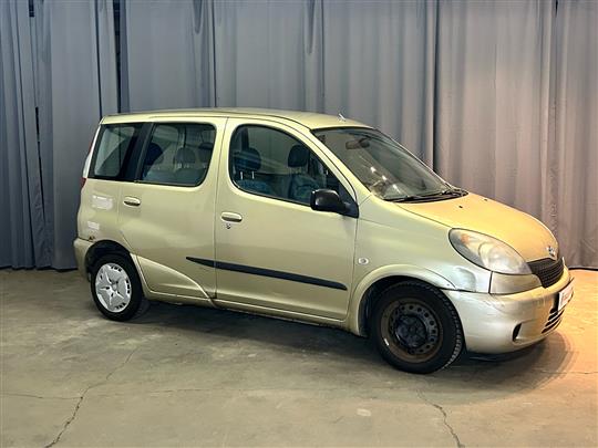 Toyota Yaris Verso 1,3 Linea Luna 86HK