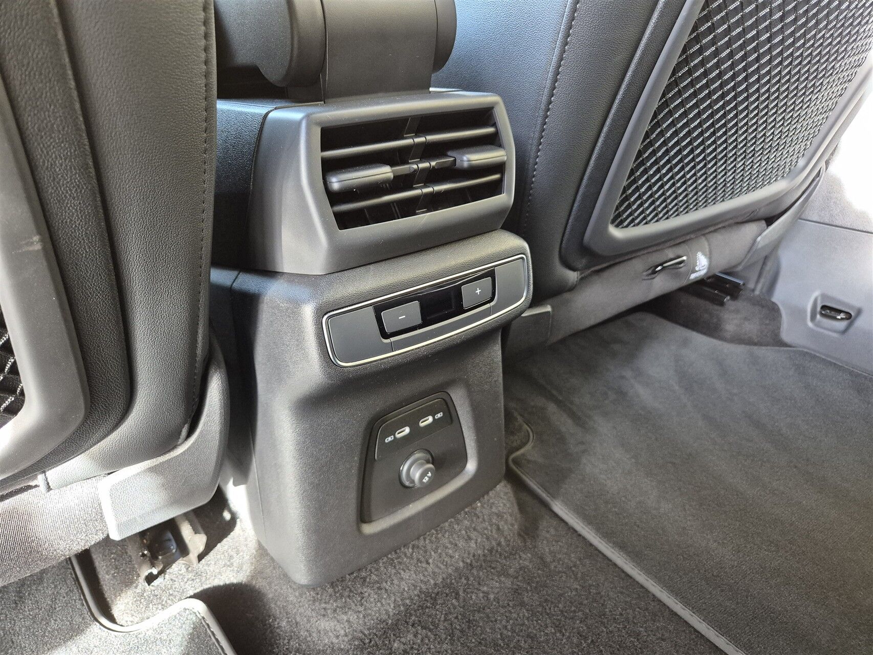 Billede af Audi Q4 45 E-tron Ultra 286HK 5d Aut.