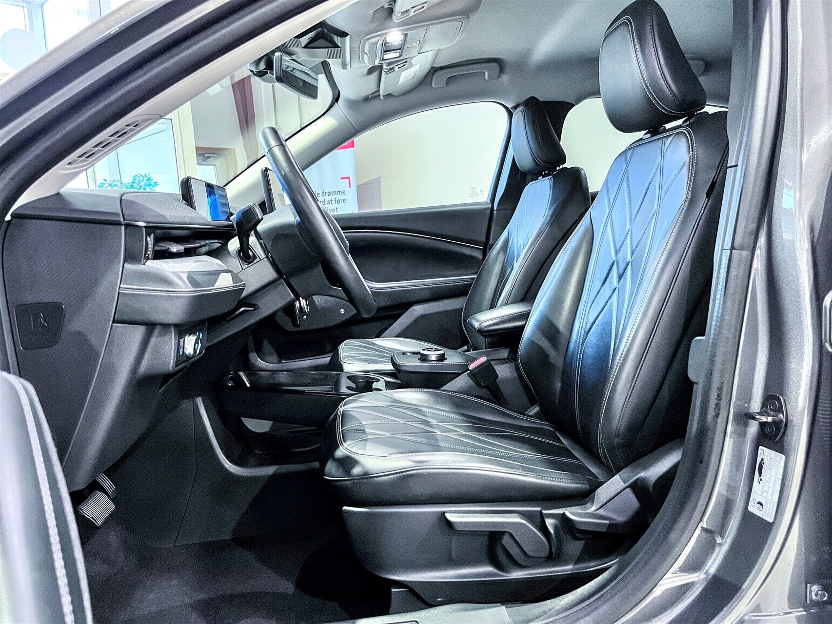 Billede af Ford Mustang Mach-E EL UR 294HK 5d Aut.