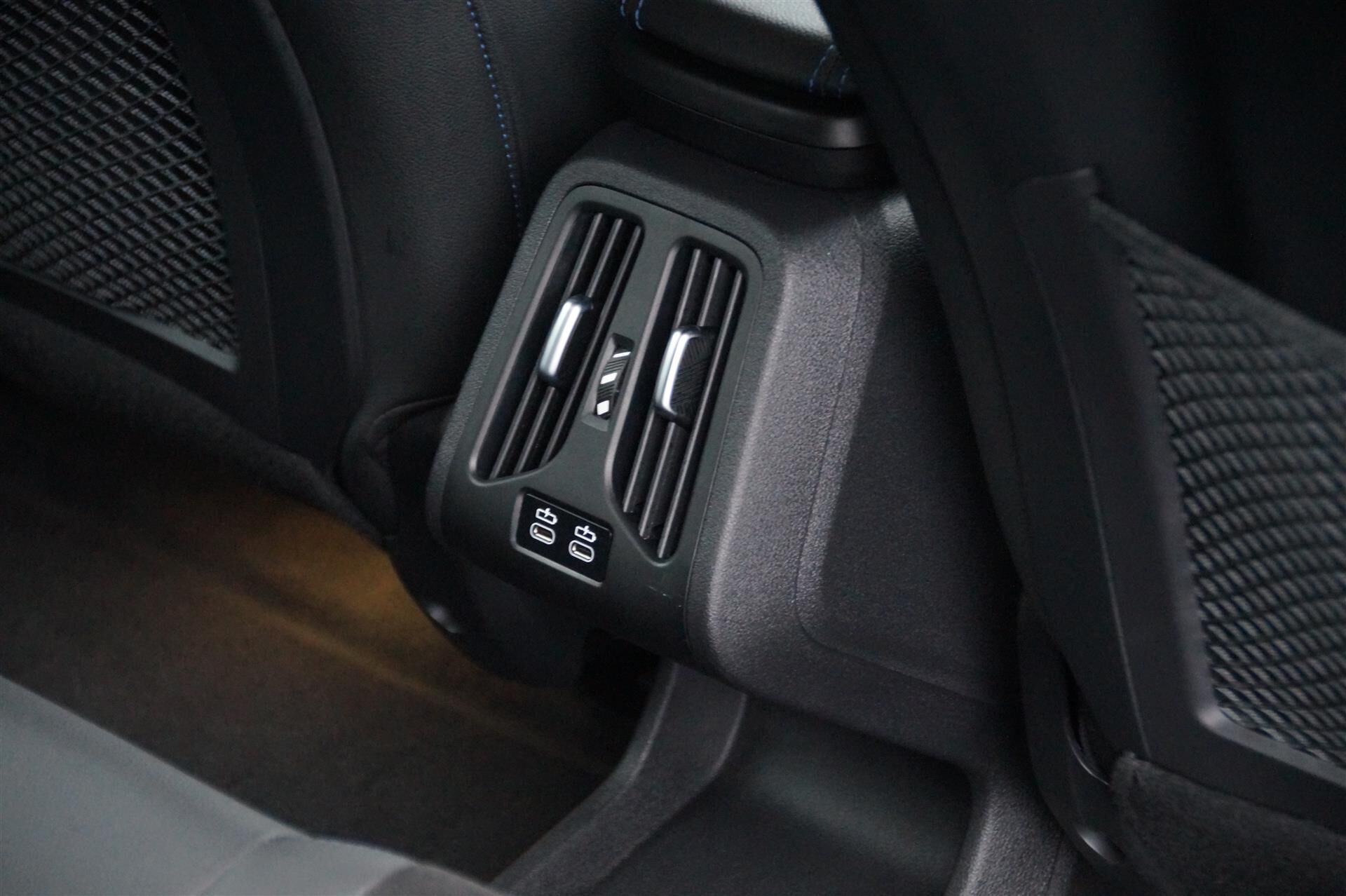 Billede af BMW iX1 xDrive30 EL M-Sport 4x4 313HK 5d Aut.