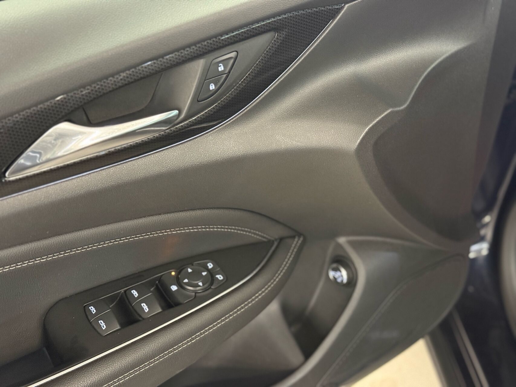 Billede af Opel Insignia Sports Tourer 1,5 Turbo Dynamic Start/Stop 165HK Stc 6g Aut.