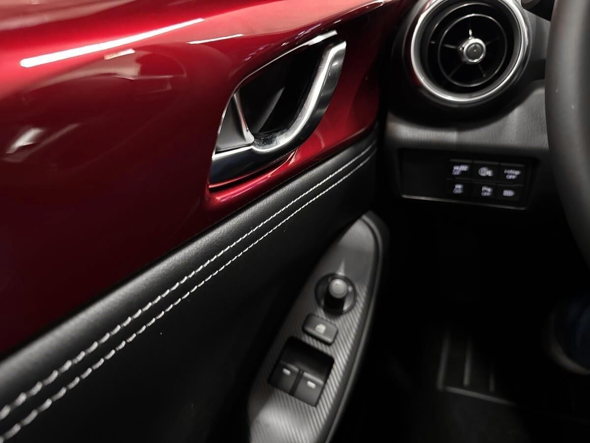 Billede af Mazda MX-5 1,5 Skyactiv-G Exclusive-Line 132HK Cabr. 6g