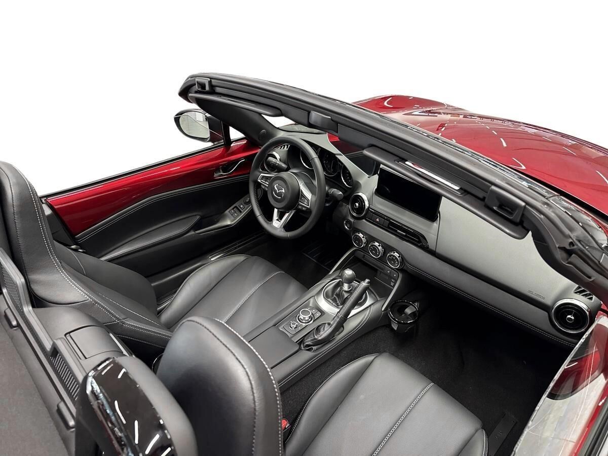 Billede af Mazda MX-5 1,5 Skyactiv-G Exclusive-Line 132HK Cabr. 6g
