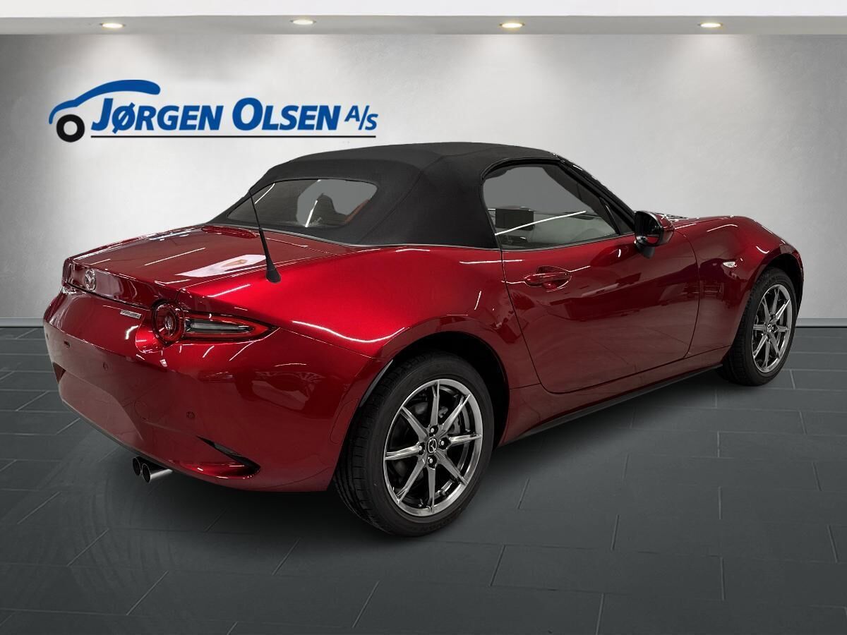 Billede af Mazda MX-5 1,5 Skyactiv-G Exclusive-Line 132HK Cabr. 6g