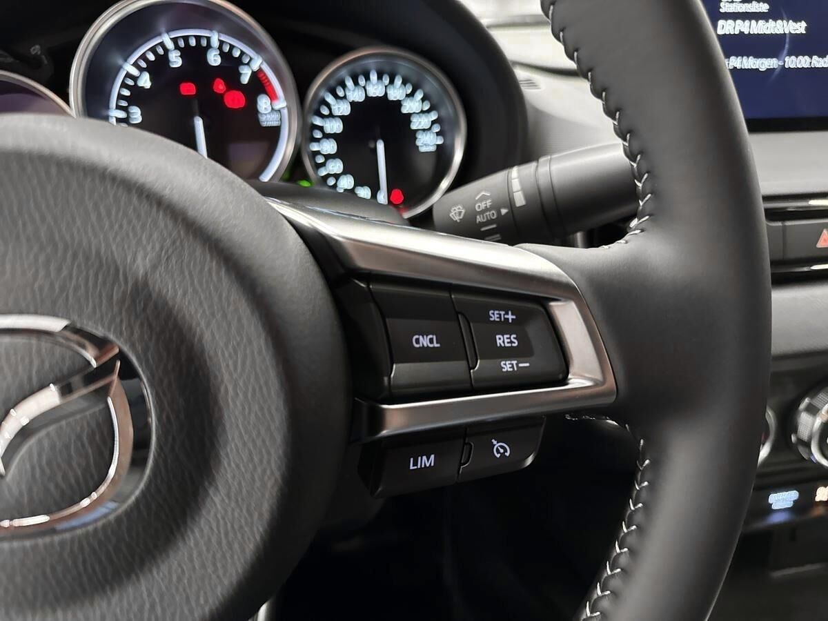 Billede af Mazda MX-5 1,5 Skyactiv-G Exclusive-Line 132HK Cabr. 6g