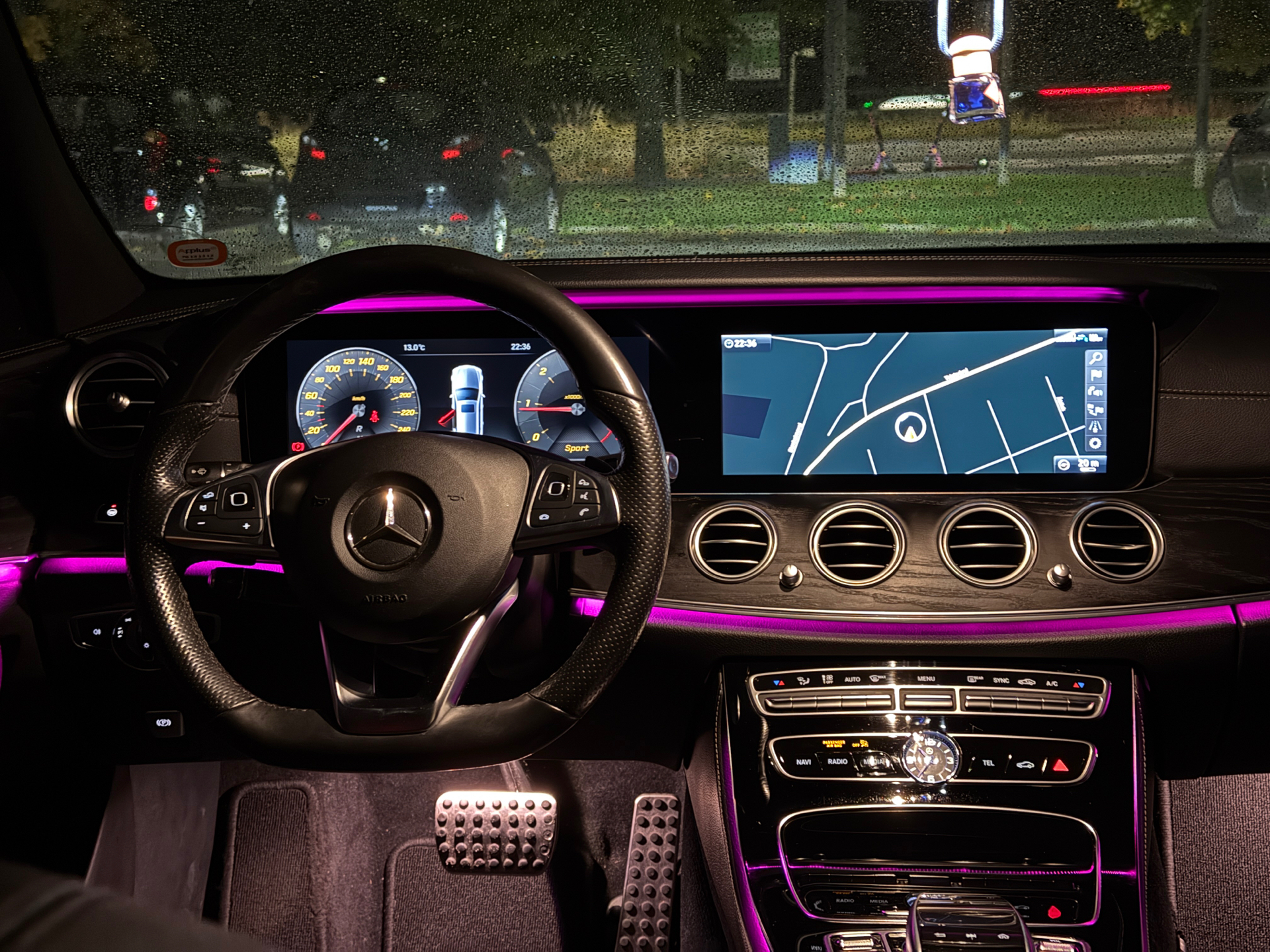 Billede af Mercedes-Benz E220 d T 2,0 D AMG Line 9G-Tronic 194HK Stc Aut.