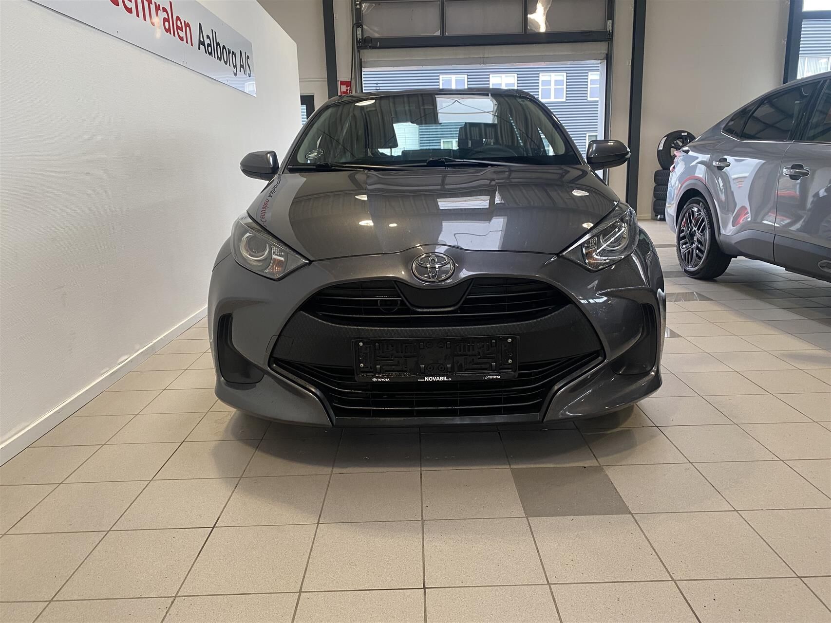Billede af Toyota Yaris 1,0 VVT-I Essential Connectivity 72HK 5d