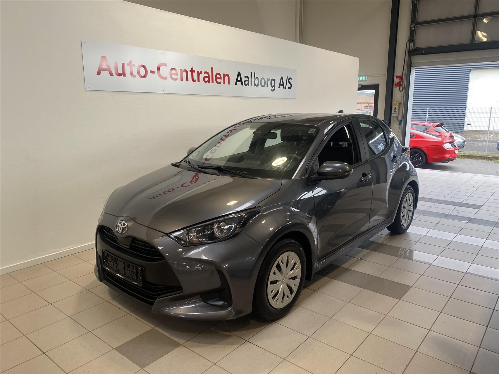 Billede af Toyota Yaris 1,0 VVT-I Essential Connectivity 72HK 5d