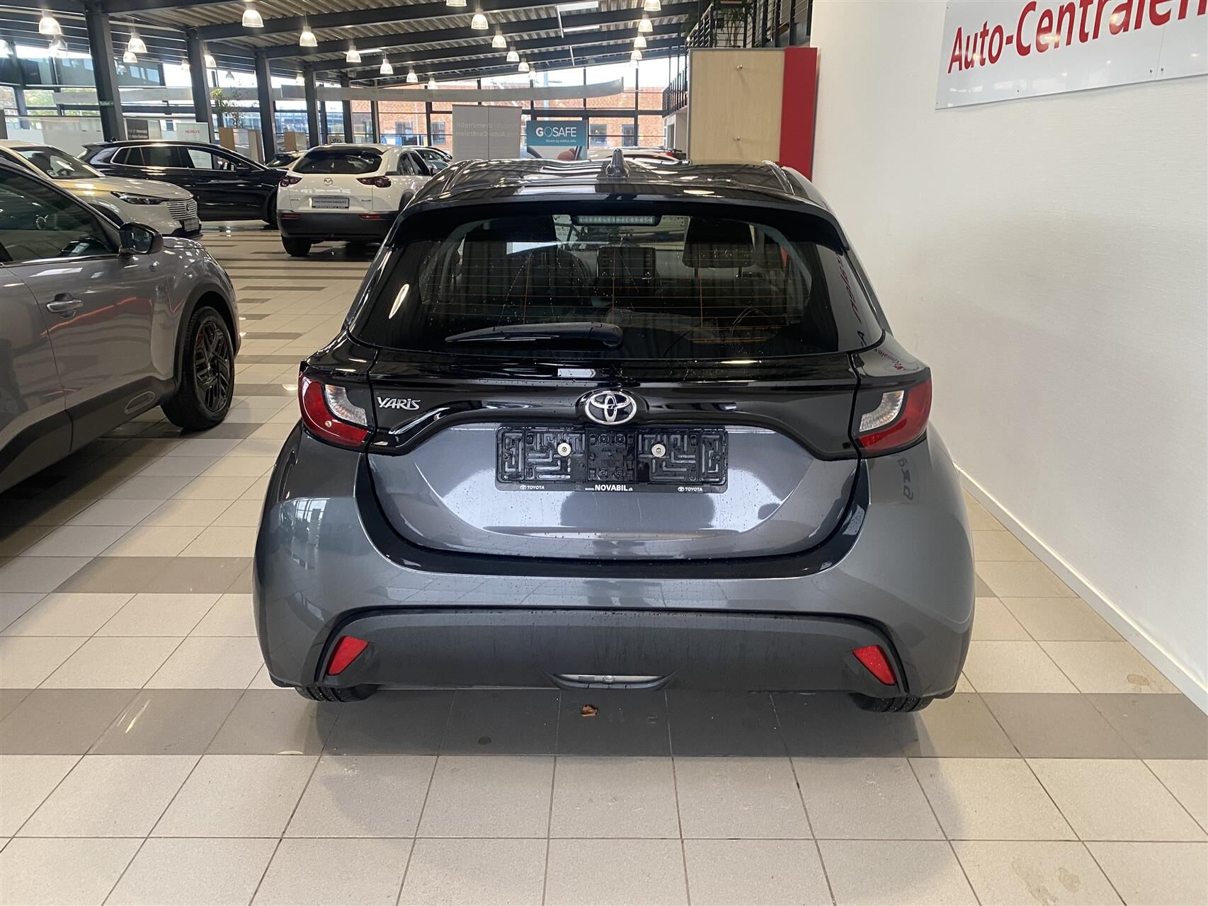 Billede af Toyota Yaris 1,0 VVT-I Essential Connectivity 72HK 5d