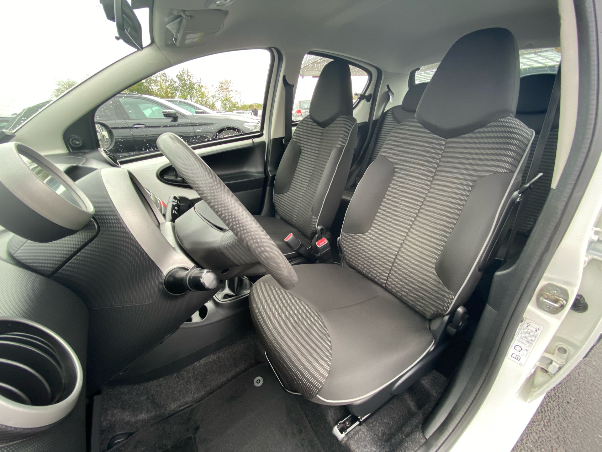 Billede af Peugeot 107 1,0 White 68HK 5d